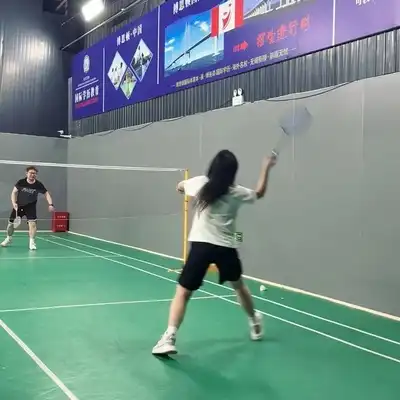 何悦